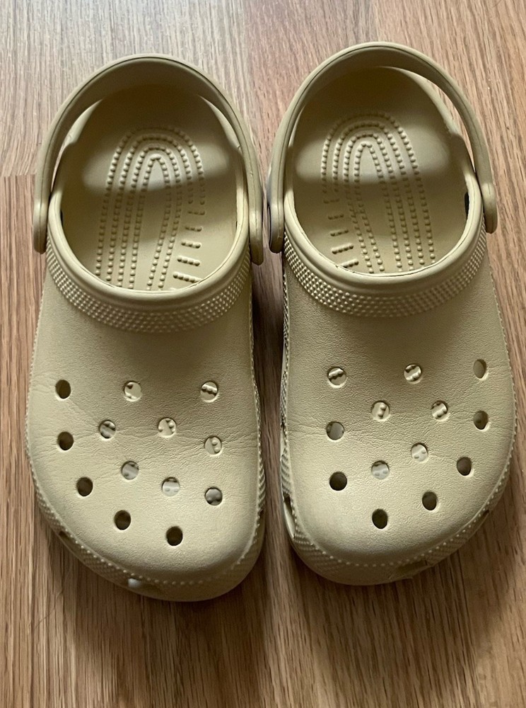 Crocs Classic Clog Bone Beige Junior Size J2 Kids Shoes