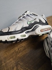 Nike Air Max Plus Tn Gs Fresh Mint White Black Grey 7Y/8.5 Woman CD0609-106