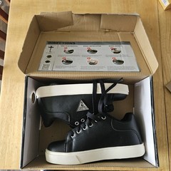 NEW Guess Heelys Skate Shoe Size Youth 2 NEW in Box