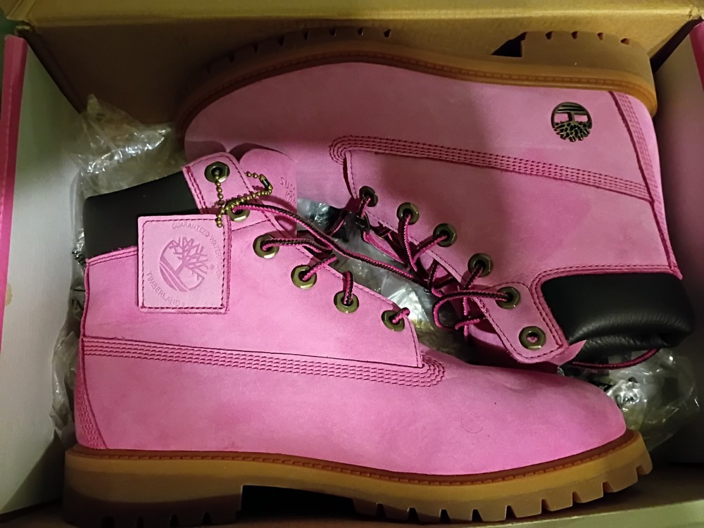 Timberland Waterproof Leather Boots Support Breast Cancer Pink US Women’s 6.5