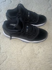 Retro Jordan 11 GS Size 6.5y