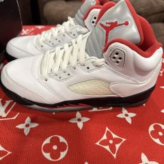 Jordan 5 Retro Fire Red Silver Tongue GS Size 6Y