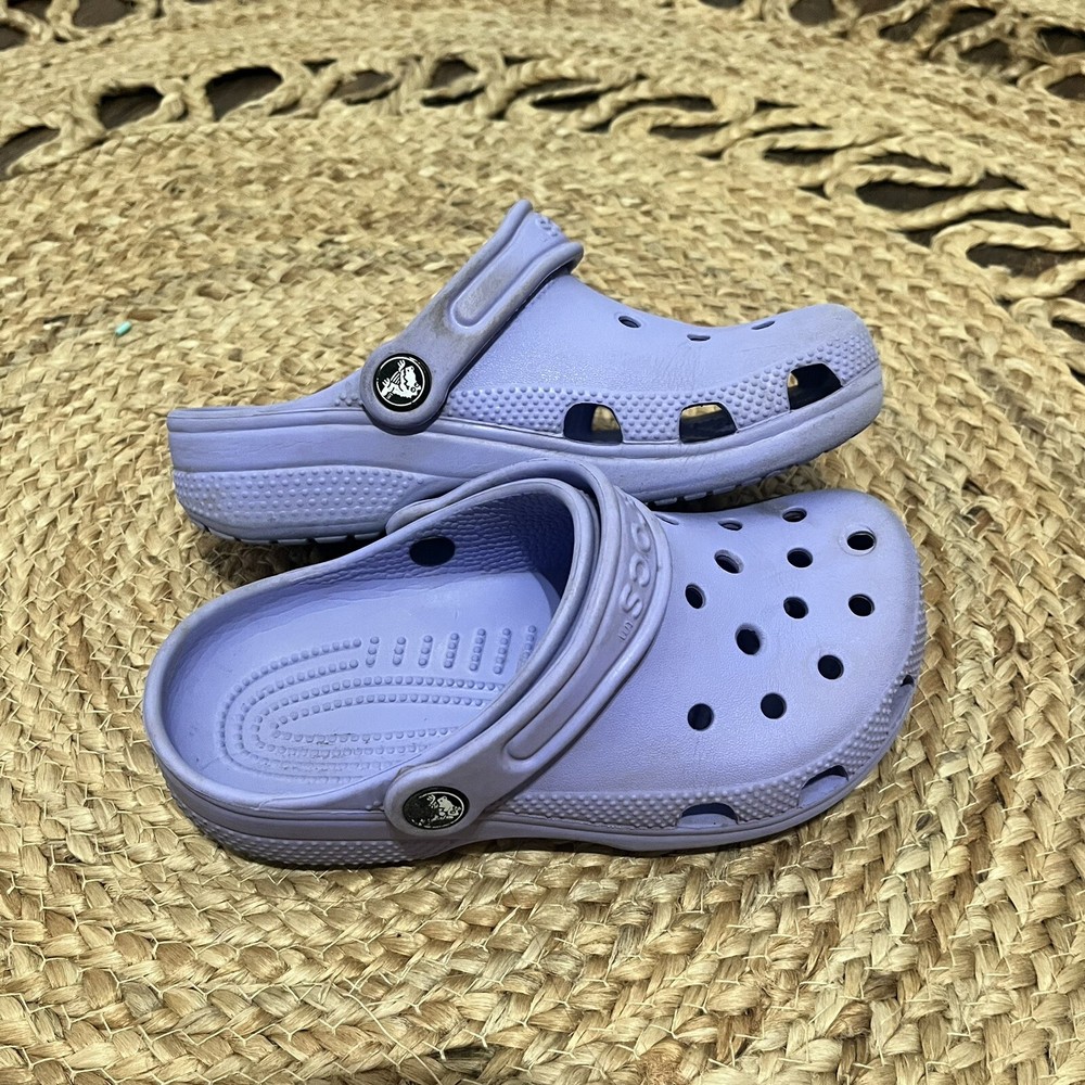 Crocs Classic Kids Clogs Sz 1 J1 Comfort Mystic Purple Ankle Strap Slip-On Shoes