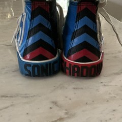 SEGA Sonic the Hedgehog Sonic & Shadow Kids US 11 High-Top Sneakers