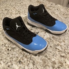 Nike Air Jordan Max Aura 2 (GS) Black/White University Blue CN8094 041 SZ 5Y