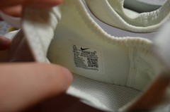 Nike Flex Runner 2 Low Triple White – DJ6038-100 Size 4.5y Brand New No Box
