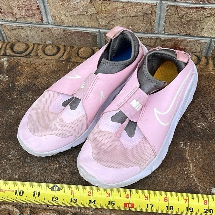 Nike Flex Runner 2 Pink Gray Slip-On Kids Athletic Shoes DJ6038-600 Size 4Y