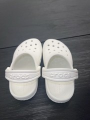 Crocs Classic Kids White Clog Unisex US 7 Non-Slip Comfort Straps