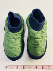 Acorn Down-Filled Fleece Lined Booties Dark Green/Navy Kids Size 11-12 Age 3-7Y
