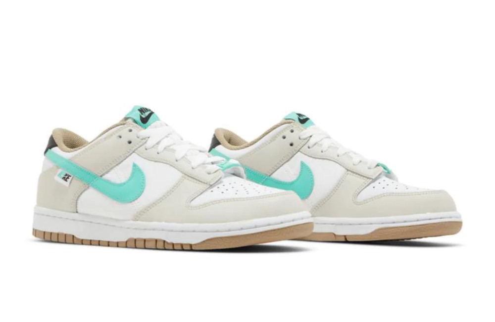 Dunk Low Split Seam White Tan Mint Size 5 Y, 7 Y (New)