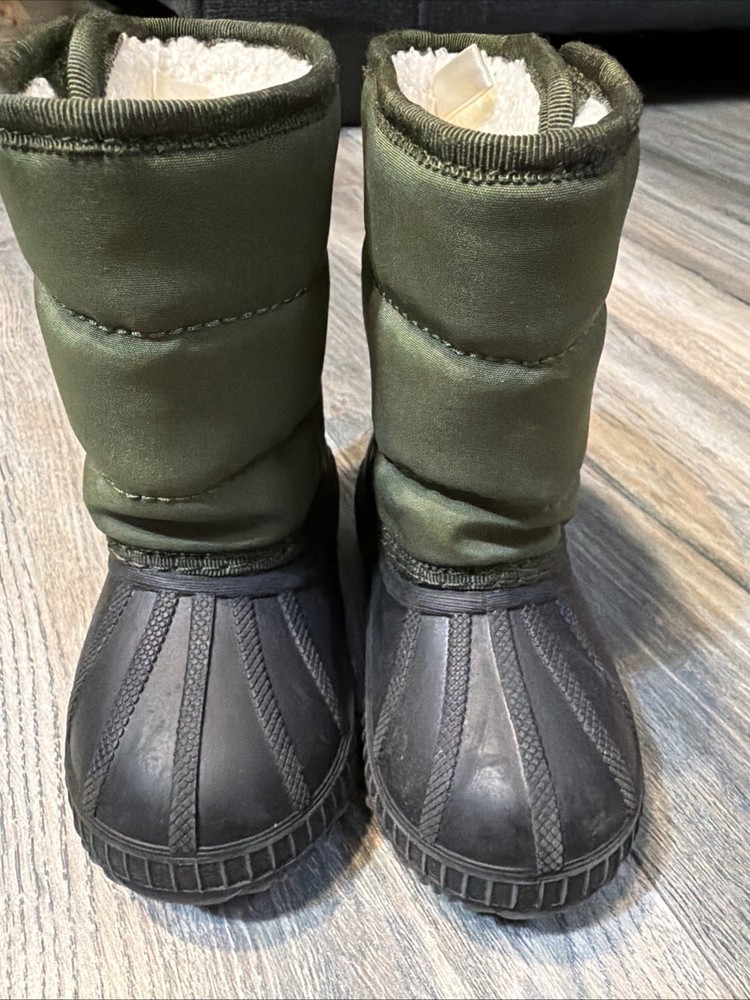 Old Navy Winter Snow Duck Boots Size 6 Toddler Kids Boy Warm Alpine Tundra Green