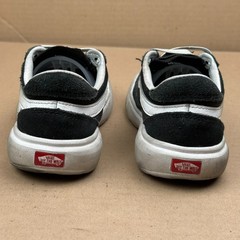 Vans UltraRange Kids Shoes Black White Size 2.0 US / 32.5 EUR