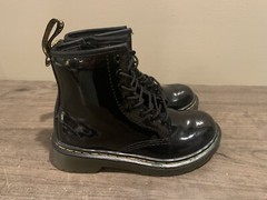 Dr. Doc Martens Boots 1460 Junior Kids AW004 Leather Size US 12 Uk 11