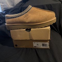 Ugg tasman women size 10