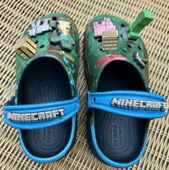 Minecraft crocs kids c11
