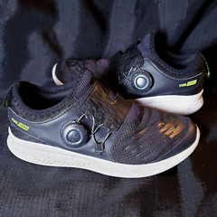 New Balance Boy’s Size 4 Fuel Core Sonic Running Shoes/Sneakers Black With Dial