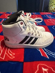Rare Adidas Pokemon x Hoops 2.0 Mid J ‚Kanto‘ Kids Basketball Shoes Size 2 1/2