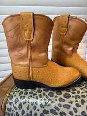 OLD WEST OSTRICH LEATHER & LEATHER, SZ 7, UNISEX FOR A LITTLE ONE, NEW W/OUT B0X