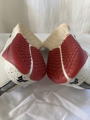 JJ Watt Reebok kids JJ III Cross Trainer Chalk/Lux Maroon/Black shoes size 4 1/2