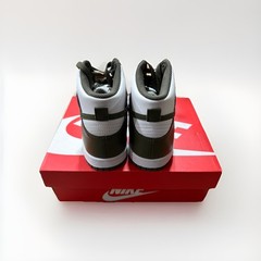 Nike Dunk High GS “Cargo Khaki” Size 4Y/ Size 5.5W Brand New
