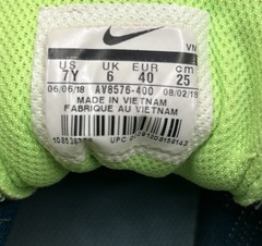 Nike Flex Contact Size 7Y Bright Green And Blue. Clean, Good Condition