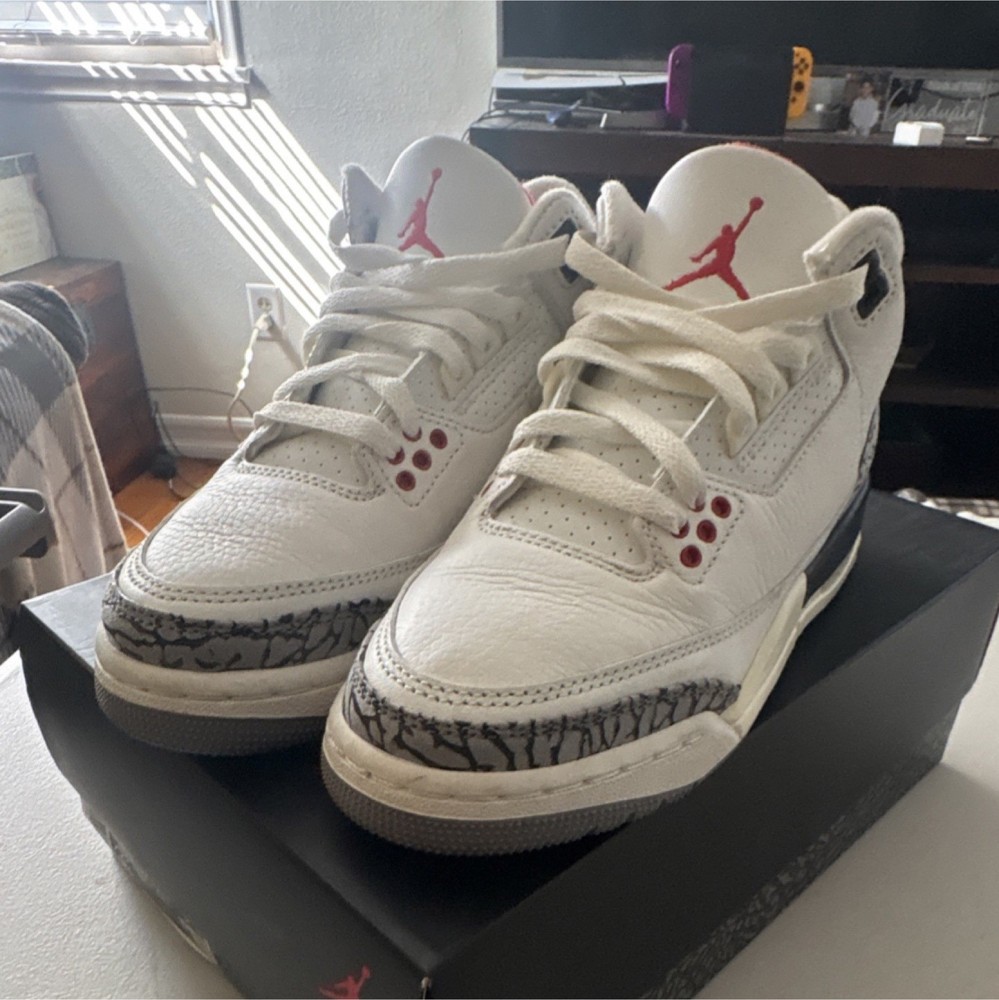 Jordan Air Jordan 3 Retro GS White Red Black Elephant Print Leather Sneaker 3.5Y