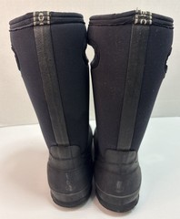 Bogs Classic High Youth Size 5 Black Insulated Waterproof Boots Unisex 52065-001