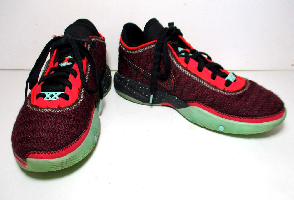 Nike LeBron 20 SE GS Night Maroon Youth Shoes Size 6Y – FB8974-600