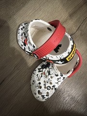 Crocs Disney Mickey and Minnie Mouse Unisex Clogs Size C8