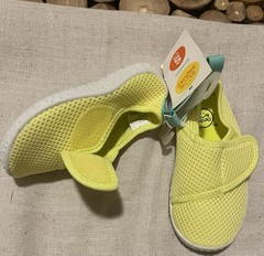 Water Beach Shoes NWT Toddlers Little Kids S 5/6 Yellow Aqua Harley Easy on -off