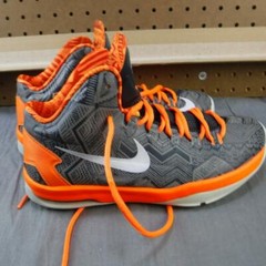 Nike KD Kevin Durant BHM Multi Color size 5Y 555641 003 used nice shape