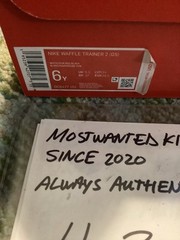 DS 2021 Nike Waffle Trainer 2 White Gym Red Black Grade School Sz 6Y