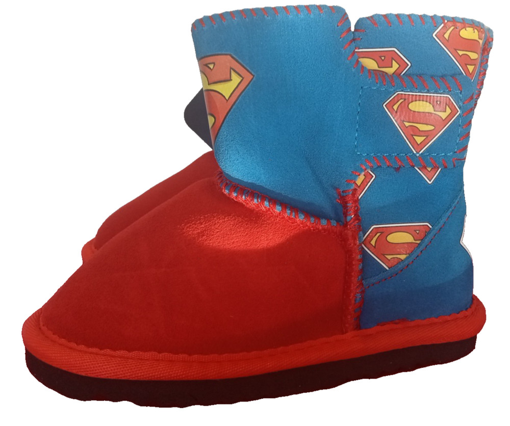 Team Uggs Superman Size S 18.5cm