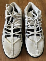 Nike Kyrie Flytrap 6 GS White/Black Kids Shoes Size 3.5Y