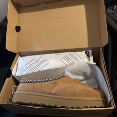 Ugg tasman women size 10