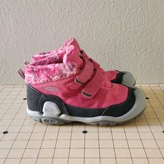 Kids Size 3 Keen Knotch Chukka DS Winter Comfort Boots Pink Gray