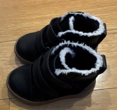 UGG Black White Fur Trim Leather Ankle Boots Baby Boys Size 6