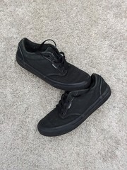 Vans Youth 4.5 Shoes Old Skool Sk8 Black Low Top Skate Great Tread Skateboarding
