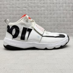 Nike Team Hustle D8 Just Do it Shoes Kids Size 7 White Strap AQ9977-100