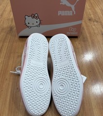 [403226-01] YOUTH PUMA PALERMO HELLO KITTY Sz 6.5Y Kids