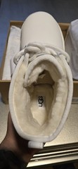 UGG’S Unisex Leather Neumel II Boot Little Big Kid (6Y)