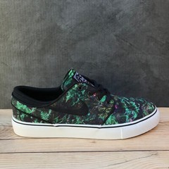 Nike Stephan Janoski Black Floral Kids Size 5.5Y / Women’s Size 7 / EUR 38