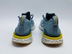 Nike Epic React Flyknit 2 (GS) Youth’s Size 6Y Running Shoes Aviator Gray
