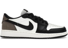 Nike Air Jordan 1 Retro Low GS Dark Mocha Brown CZ0858-102 sz 7Y = 8.5 Women’s