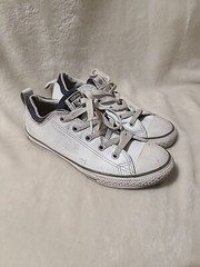 CONVERSE ALL STAR 637664C White Leather Gray Sneakers Junior Size 3 / 35