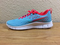 NIKE FREE EXPRESS GS GIRLS YOUTH RUNNING TRAINING SHOES PLRZD BLUE 641866 400