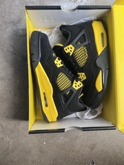 Jordan Air Jordan 4 Retro GS Thunder Black/Yellow 4Y Leather Sneakers 408452-017