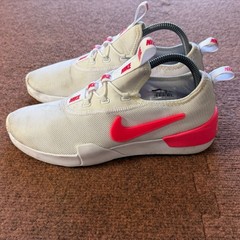A+ gym Nike Ashin Modern White Hyper Pink Kids Running Shoes AO2129-100 Size 7Y