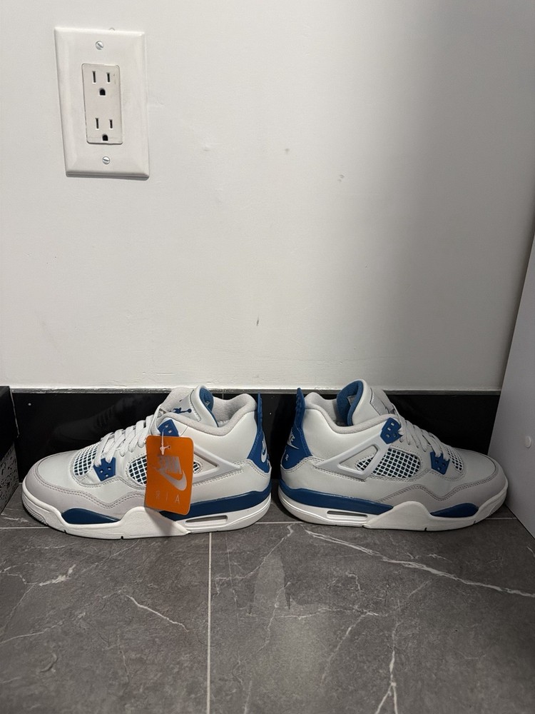 Jordan Air Jordan 4 Retro GS White Blue Leather Athletic Shoes 6Y Youth