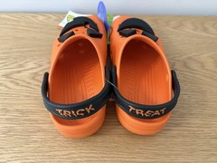 Crocs Kids Classic Jack-O-Lantern Glow Clog Halloween Orange Shoes J3 Big Kids 3